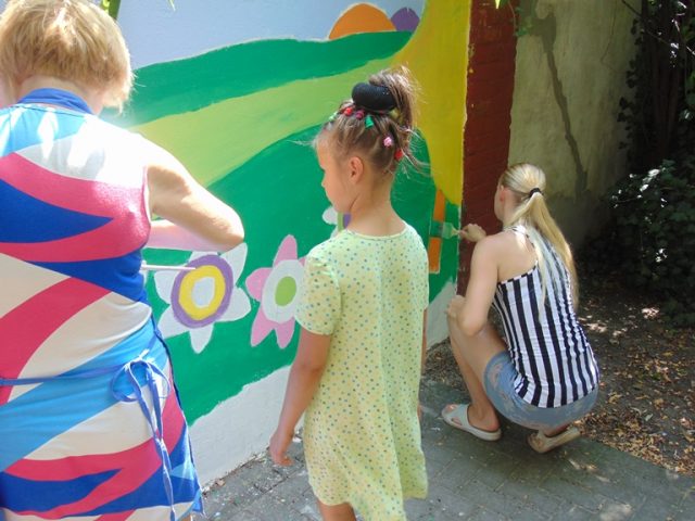 DSC06006 Malowanie ogrodzenia 2018