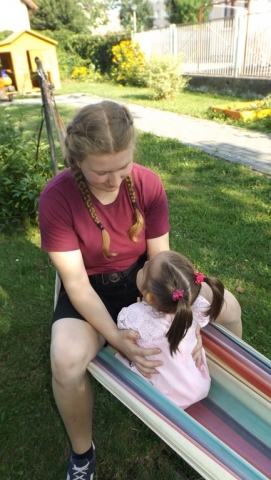 DSCF2278 Malowanie ogrodzenia 2018