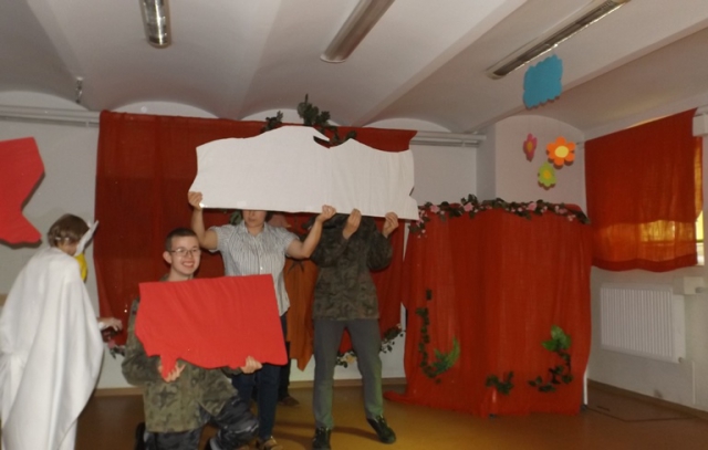 przedstawienie nasz orze nasza duma