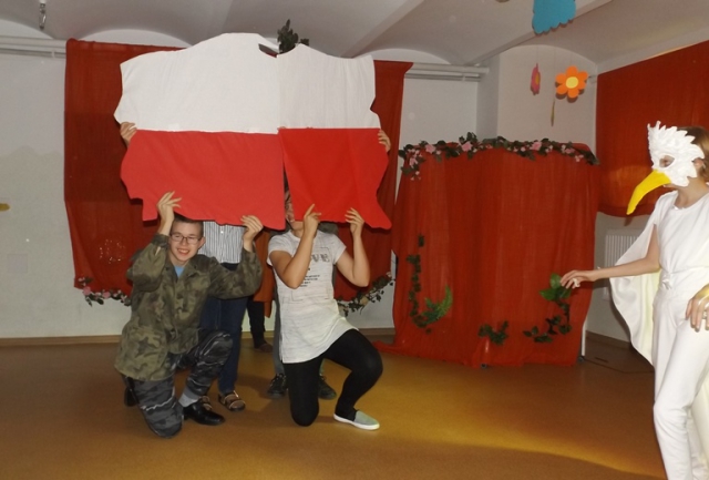 przedstawienie nasz orze nasza duma