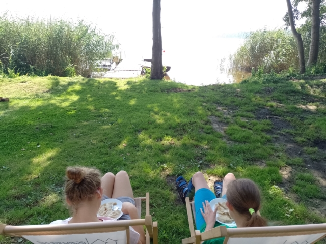 wakacje nad jeziorem