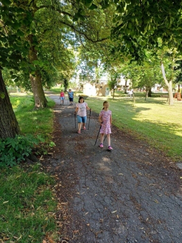 NORDIC WALKING