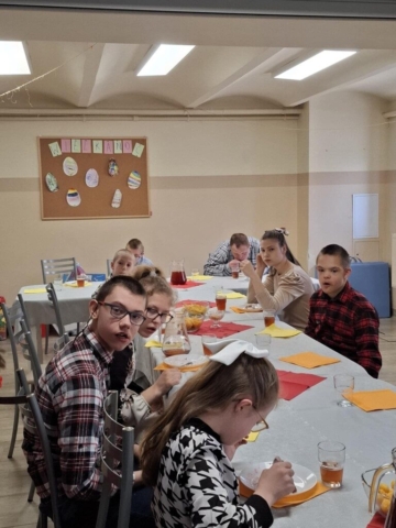 URODZINY KWIECIEN-MAJ 2025